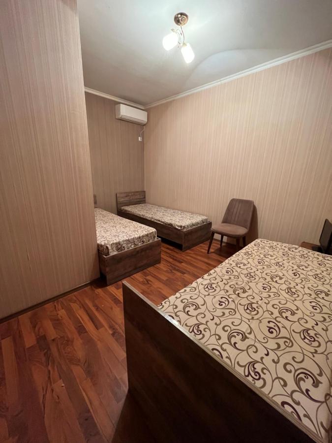 Gostevoy Dom Samir Hotel Gagra Exterior photo