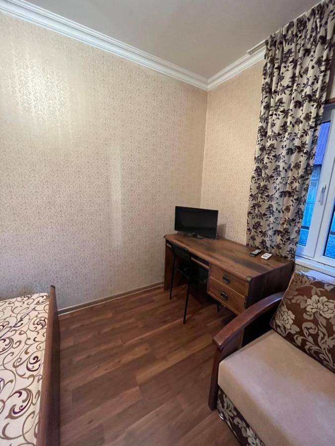Gostevoy Dom Samir Hotel Gagra Exterior photo